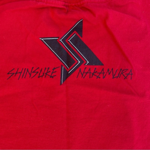 Red sleeveless crewneck tee‎ WWE Shinsuke Nakamura katana graphic. 100% cotton. - Picture 2 of 6